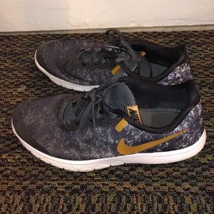 Nike flex experience rn 6